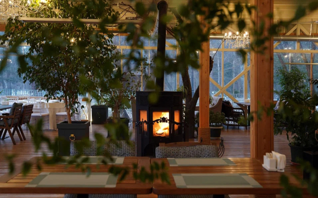 Gorki-10 Hotel