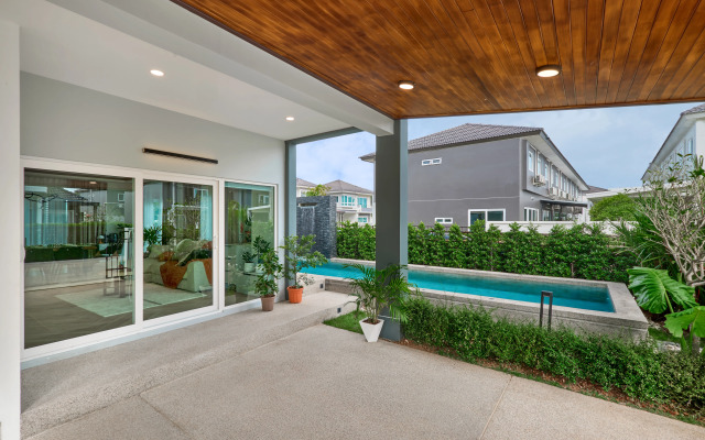 Phuket Paradise Retreat Villa