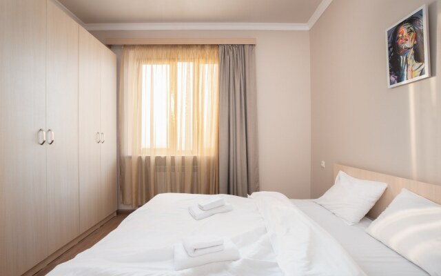 Апартаменты Stay Inn on Argishti Str.11-99