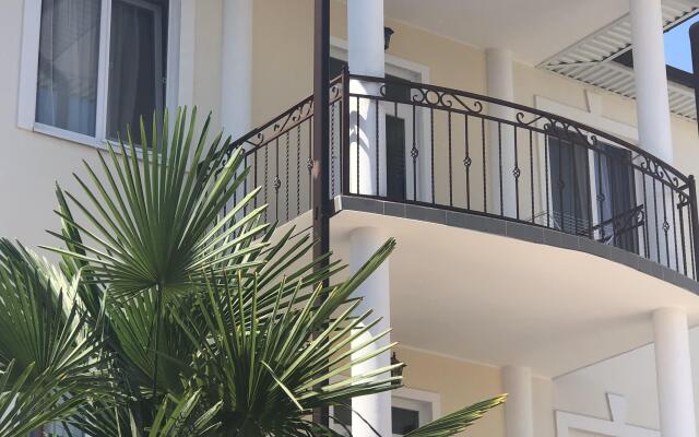 Delfin Hotel	