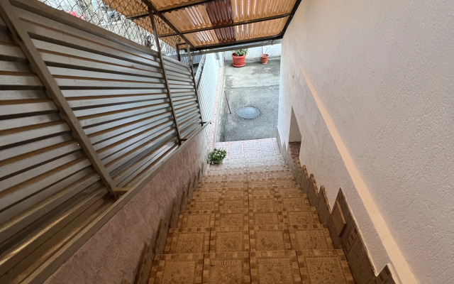 Bolshoy Dvukhetazhny s Mangalnoy Zonoy Private House