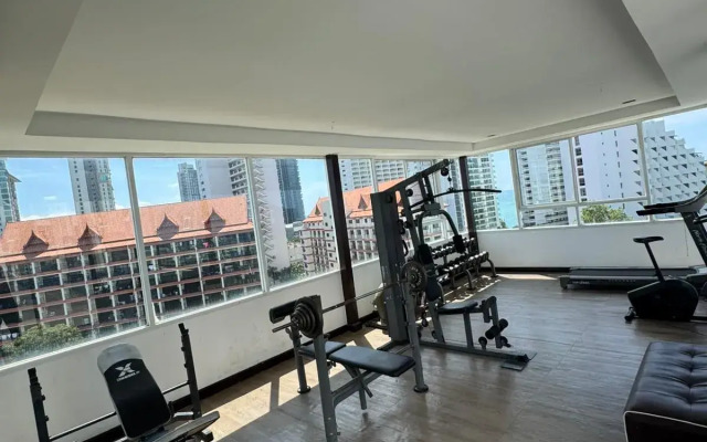 Serenity Wongamat Apartments