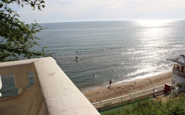 Отель Riviera Grand