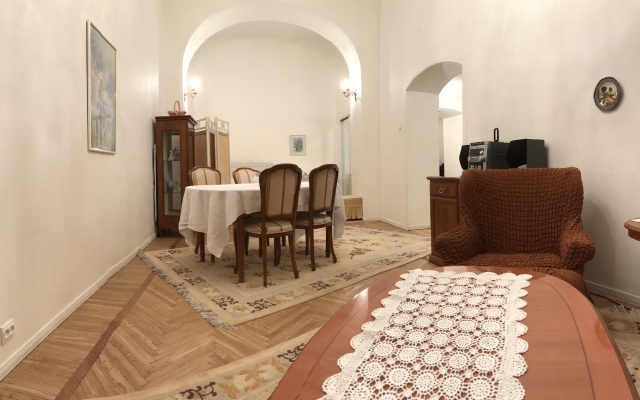 Апартаменты на Рубинштейна