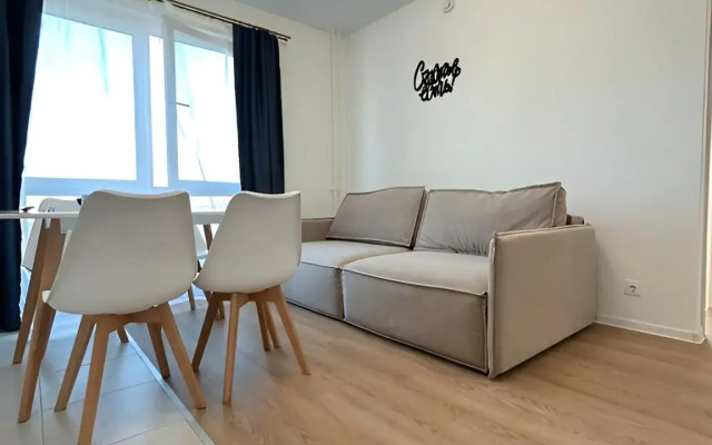 Квартира у метро 21 этаж