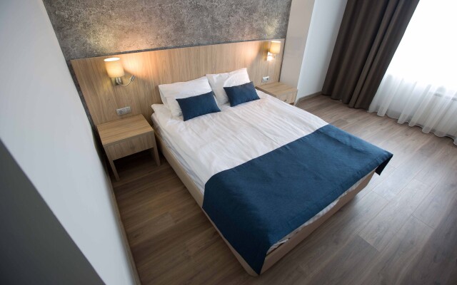 Planeta IQ Hotel
