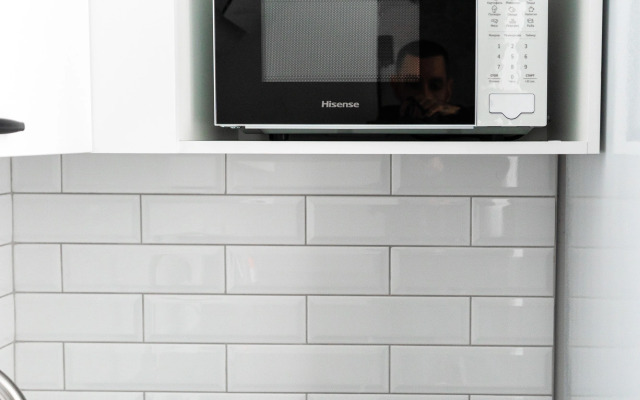 Апартаменты-студия Цветы 30 кв.м. с двуспальным диваном и панорамными окнами, 4 этаж