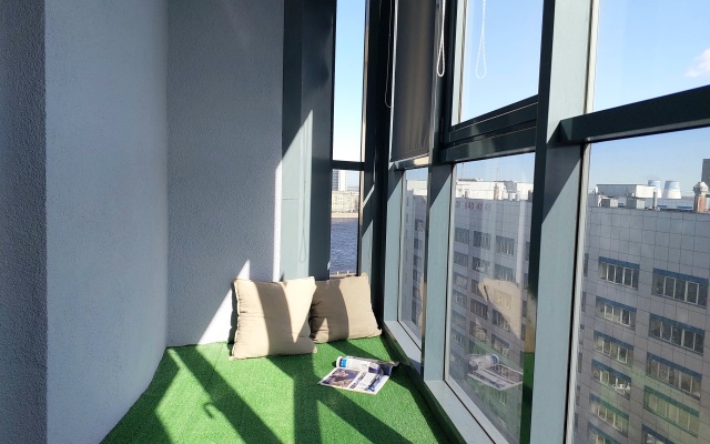 Апартаменты на проспекте Обуховской Обороны 110