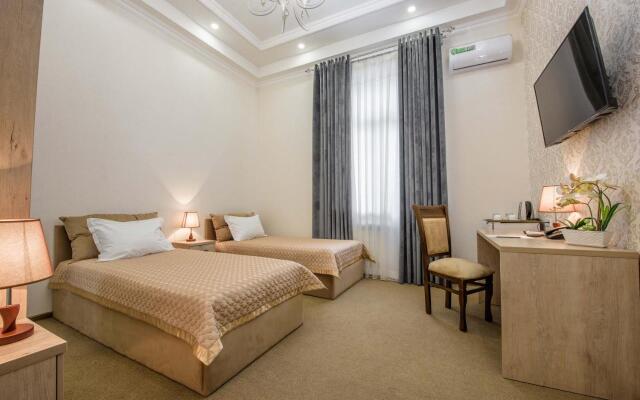 Huzur Hotel Tashkent