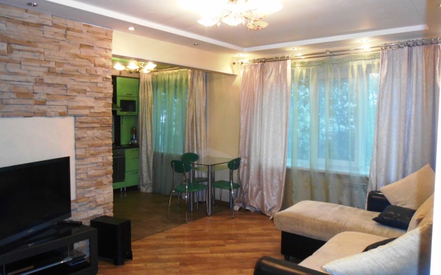 On Lomonosova 285k1 Apartments