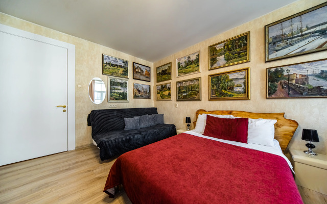 Svetlaya V Samom Tsentre Flat