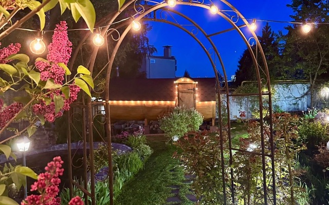 Verhnie Pechory Guest House