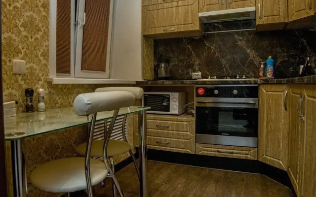 S sovremennym interyerom Flat