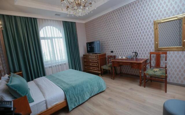 West Inn Hotel Baku