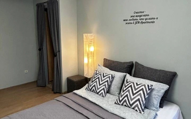 J&N Apartments Tryokhmestnaya studiya s balkonom v tsentre goroda Moskovskiy 16 Apartments