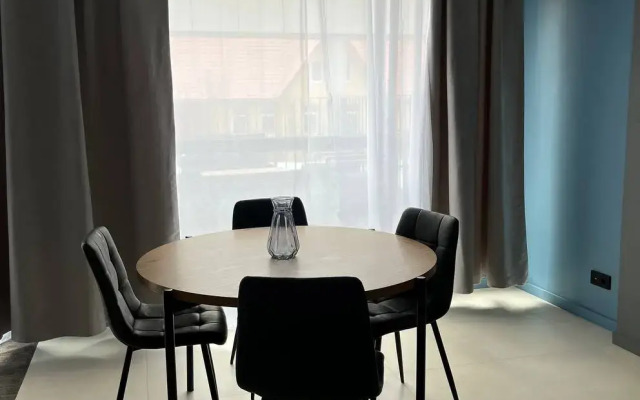 Апартаменты 1-к. квартира 42 м² 2/10 эт.