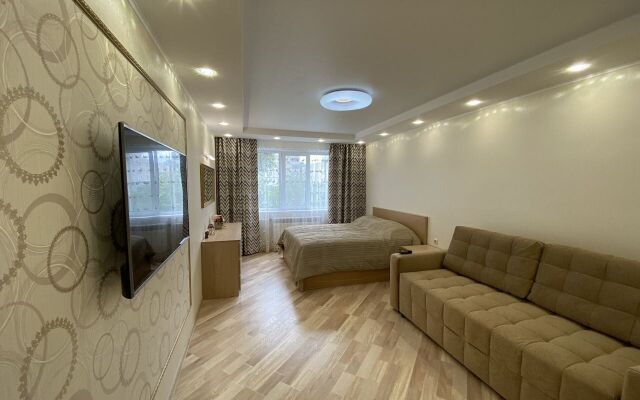 Квартира у Тихвинского монастыря