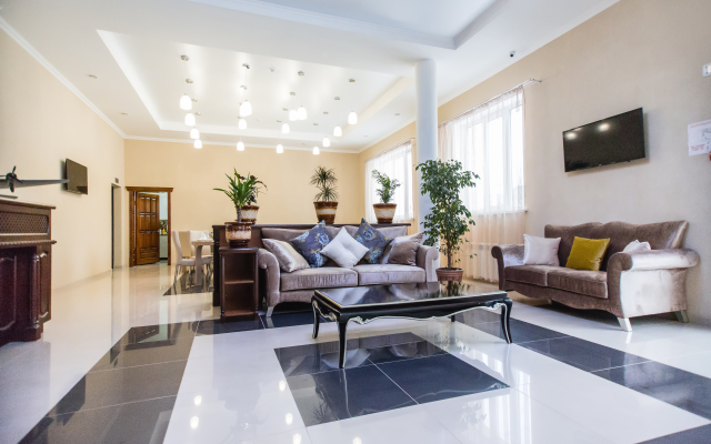 Aviator Hotel