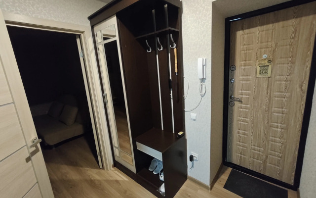 Na Industrialnoy 1B/3B Apartments