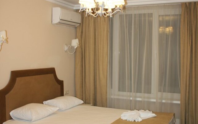Randevu Na Yugo-Zapadnoj Hotel