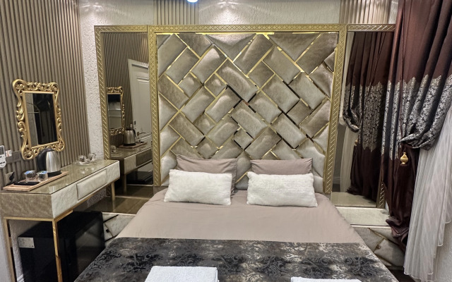 Отель TH Old City Hotel