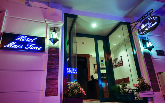 Maritime Hotel