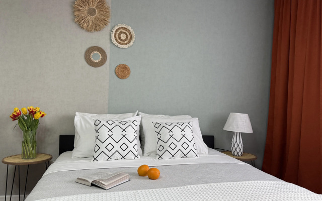 Skandinavskaya ryadom s trassoy M4 i tsentrom goroda Flat