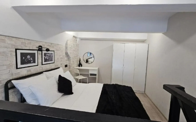 Dvukhurovnevaya Khadi_home V 10 Minutah Ot Tsentra Flat