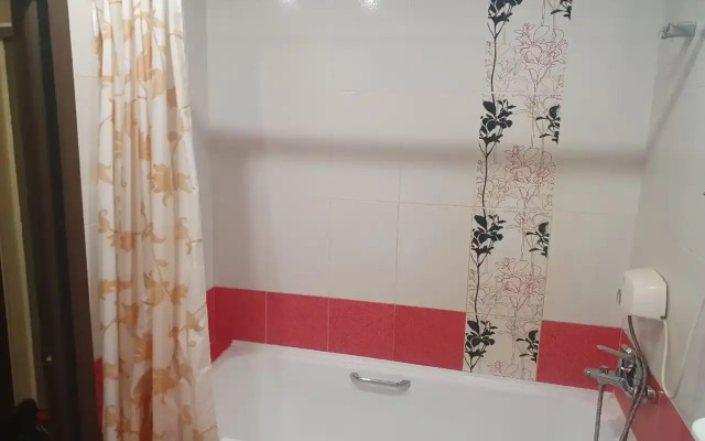 Апартаменты Пять Звёзд на Созидателей