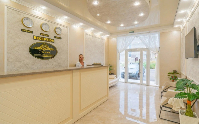 Bali Hotel