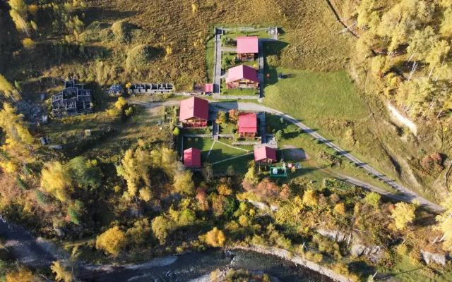 База отдыха ЭКО отель в горах Алтая "Альпийское Эхо"