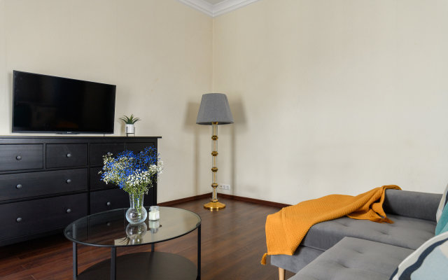 Magic Apart U Naberezhnoy Nevy Flat