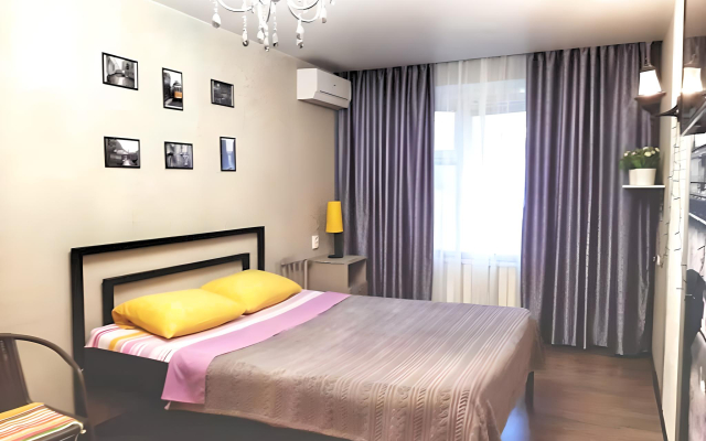 Okolo Metro Apartments
