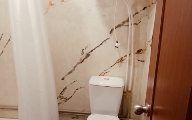 Yuzhny M Guest House