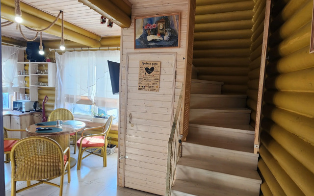 Na Poberezhye Private house