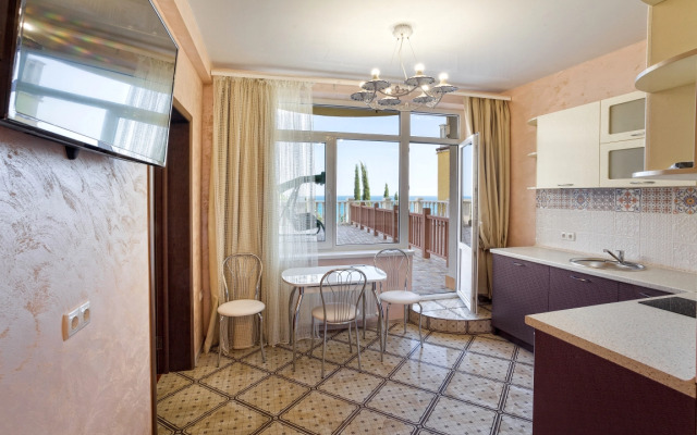 Mirazh Apartments 2