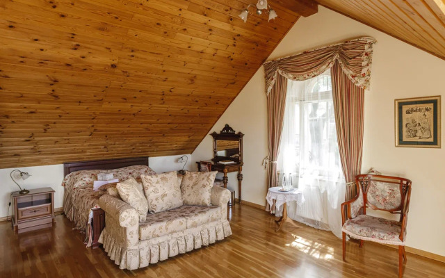 U Pokrovki Guest House