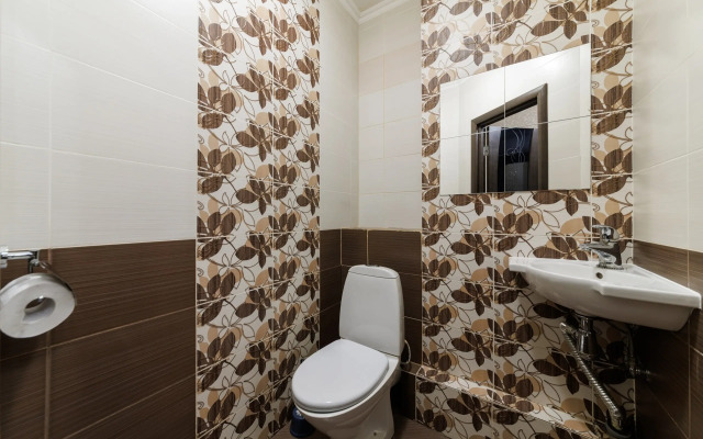 S 3 Spalnyami Na Moiseenko 5 - 8 Chelovek Apartments