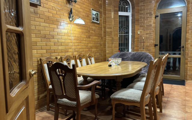 Shestikomnatnaja Usad'ba Novoznamenskaja Villa