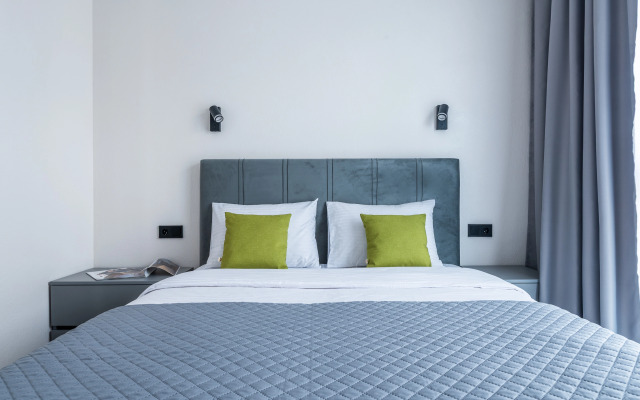 Квартира Большая на Сутки - Минск Мир