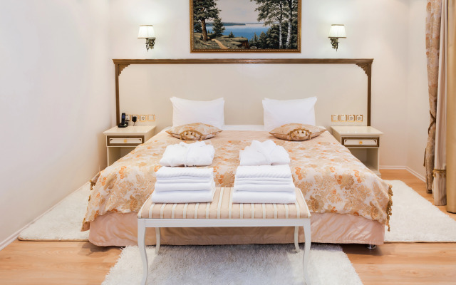 AZIMUT Hotel Tambov 4*