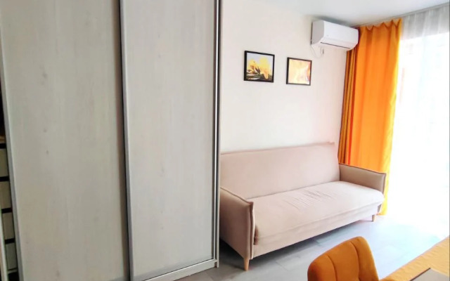 Студия  в ЖК Каpавеллa Пoртугалии