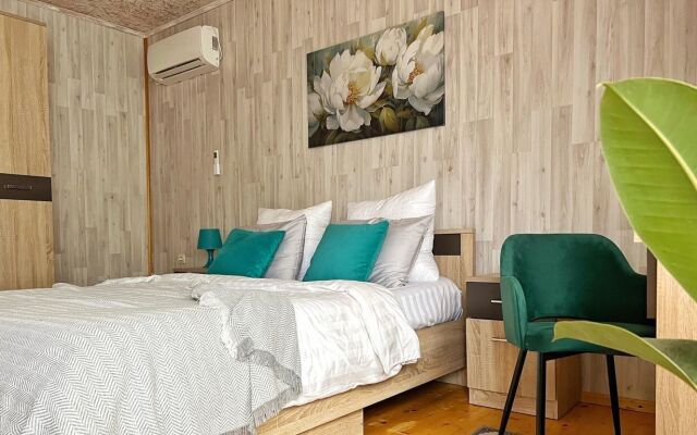 Mandarinovy Dvorik Private House