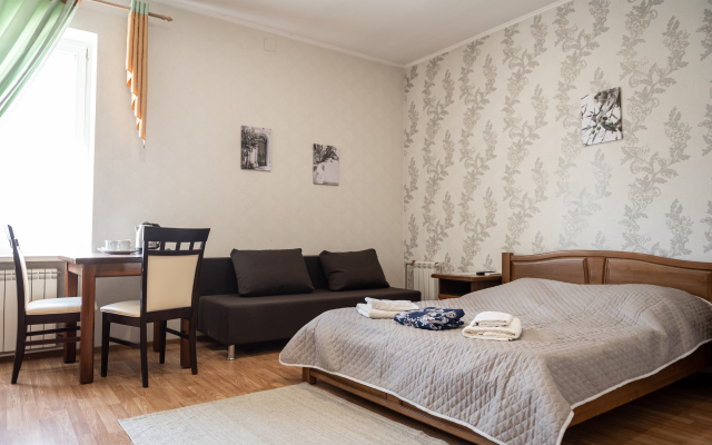 Lucky-House Guest house