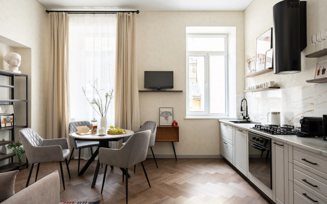 LetYourFlat Malaya Morskaya Apartments