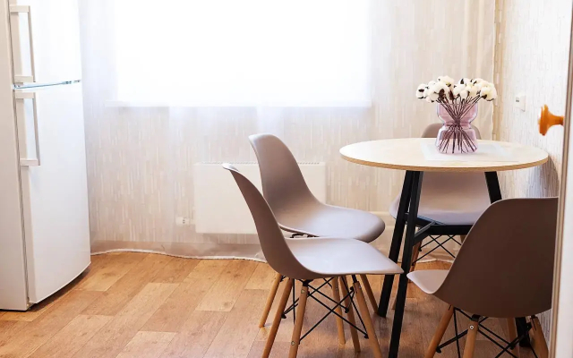 Квартира на Партизана Железняка 61