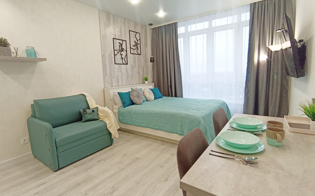 Studiya na Bolshevistskoy s vidom na gorod Flat