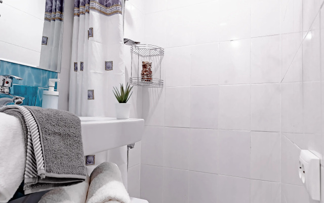 U Metro Novokosino R1 Apartments