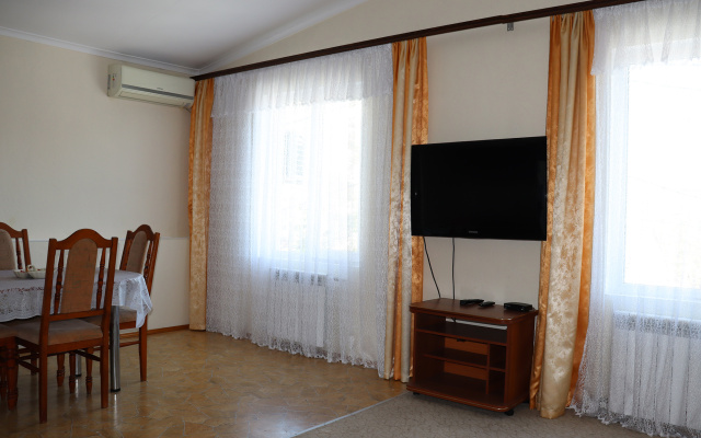 Апартаменты Елена