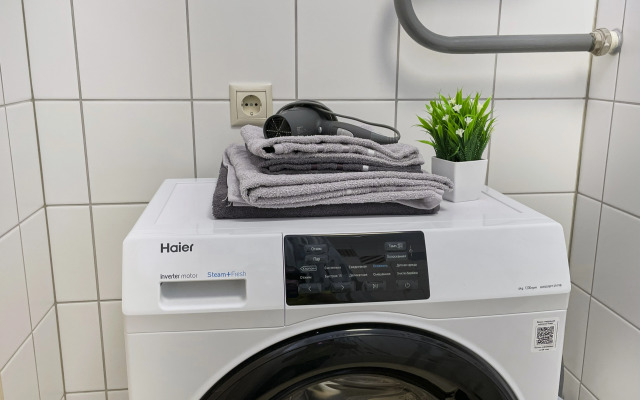 Квартира Уютная и Стильная Студия с Кондиционером в Доме Бизнес-Класса